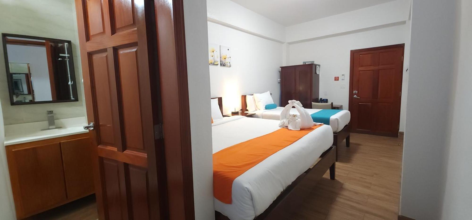 Voyager Sun & Reef Hotel San Pedro  Ngoại thất bức ảnh