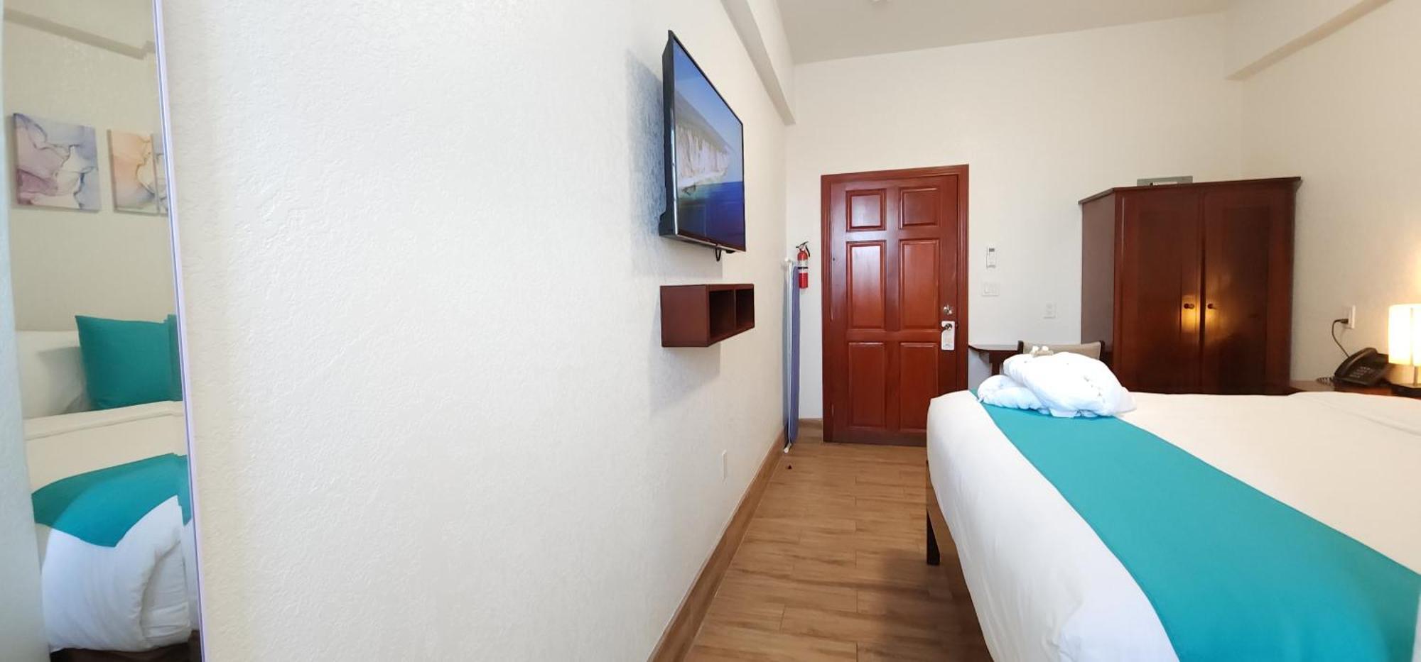 Voyager Sun & Reef Hotel San Pedro  Ngoại thất bức ảnh
